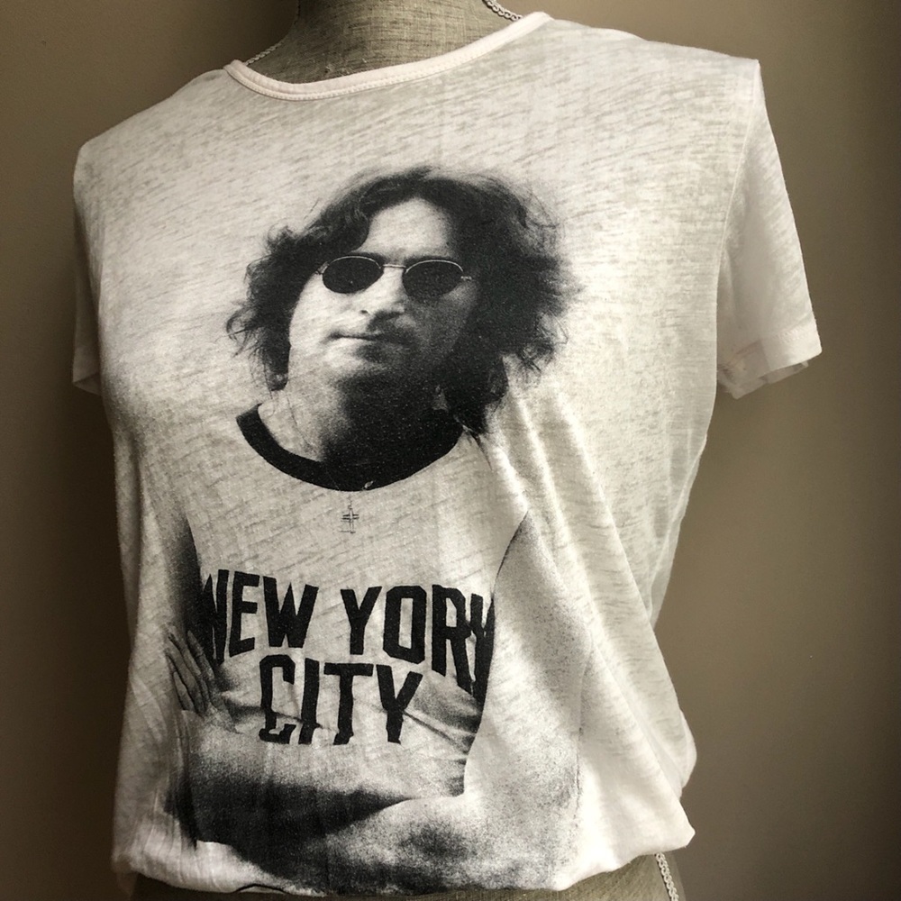 John Lennon tee